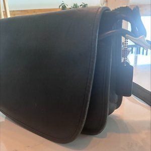 VINTAGE COACH PATRICIA’S LEGACY #9951 Classic Flap shoulder/crossbody in BLACK